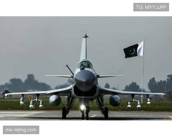 拉贾·朗多挡拆突破提升组织效率，助力球队关键时刻稳住局势