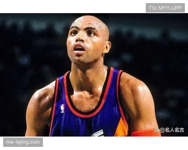 查尔斯·巴克利关键篮板能力领先同代内线，重塑球队攻防节奏