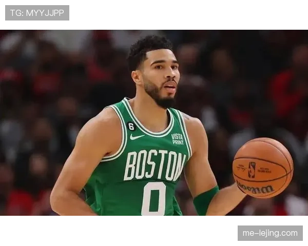 塔图姆依靠挡拆拉开空间提升三分命中率 打造高效得分体系